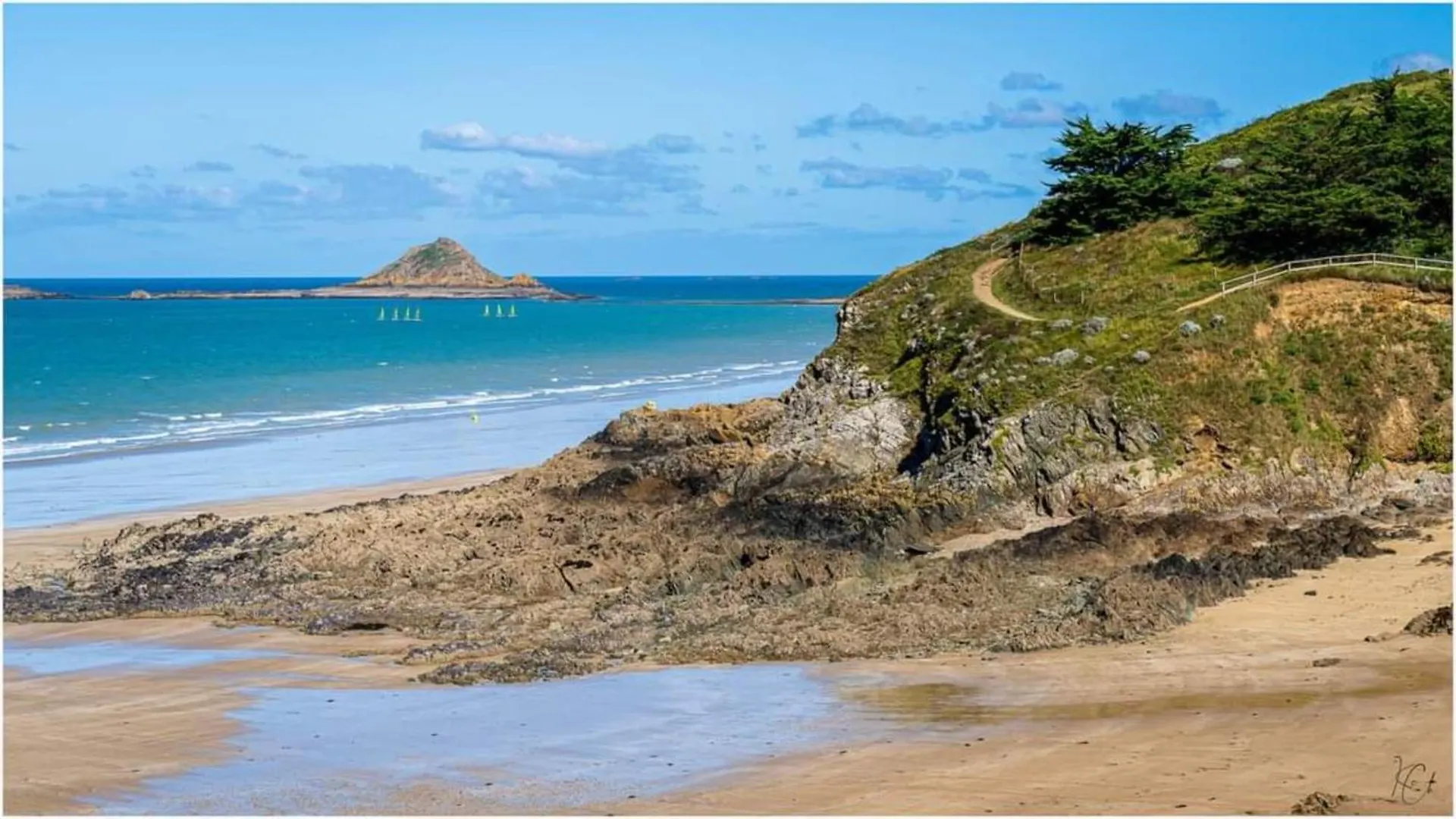 Le Clos Du Verdelet Piscine Vue Mer 普朗奎恩诺沃尔 0*,  法国